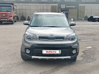 2018 Kia Soul II Рестайлинг, серебристый, 1450000 рублей, вид 2