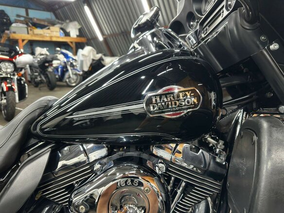 2013 Harley-Davidson Electra Glide, чёрный, 1050000 рублей - вид 12