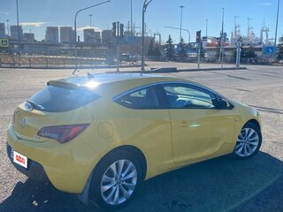 2013 Opel Astra GTC J Рестайлинг, жёлтый, 750000 рублей, вид 3