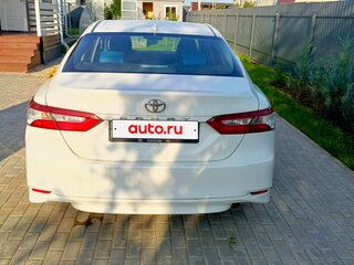 2018 Toyota Camry VIII (XV70), белый, 2300000 рублей, вид 5