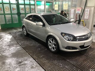 2010 Opel Astra GTC H Рестайлинг, бежевый, 620000 рублей, вид 1