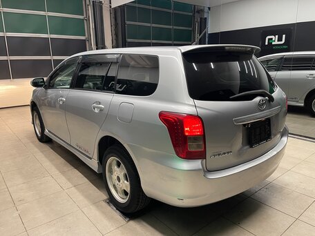 2008 Toyota Corolla Fielder X (E140, E150), серый, 650000 рублей, вид 4