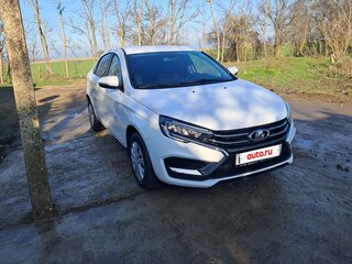 2024 Lada (ВАЗ) Vesta I Рестайлинг (NG), белый, 1400000 рублей, вид 3