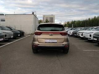 2018 Kia Sportage IV Рестайлинг, коричневый, 1699000 рублей, вид 5