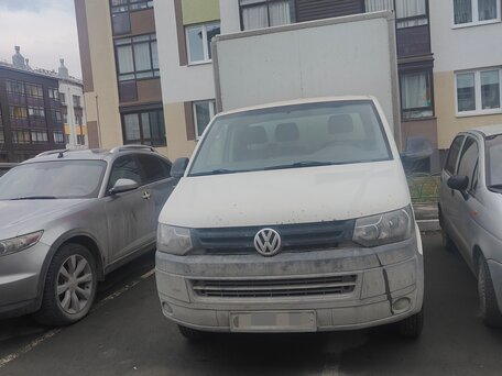 2011 Volkswagen Constellation, белый, 950000 рублей, вид 1