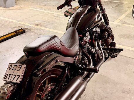 2023 Harley-Davidson Low Rider, чёрный, 1800000 рублей, вид 4