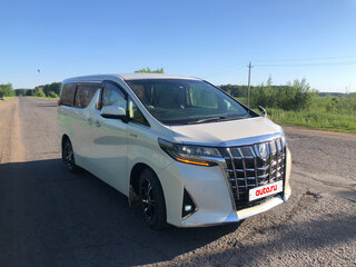 2018 Toyota Alphard III Рестайлинг, белый, 3799999 рублей, вид 1