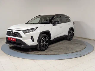 2021 Toyota RAV4 V (XA50), белый, 2540000 рублей, вид 4