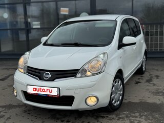 2012 Nissan Note I Рестайлинг, белый, 599000 рублей, вид 4