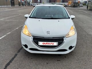 2013 Peugeot 208 I, белый, 490000 рублей, вид 1