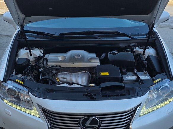 2014 Lexus ES 250 VI, белый, 2390000 рублей - вид 15