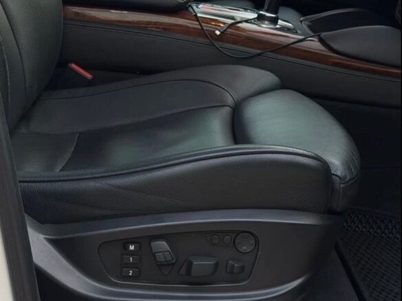 2011 BMW X5 M I (E70), белый, 1750000 рублей - вид 22