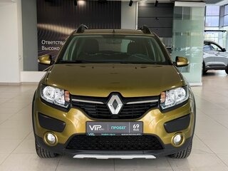 2015 Renault Sandero Stepway II, зелёный, 1075000 рублей, вид 2