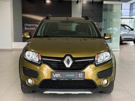 2015 Renault Sandero Stepway II, зелёный, 997000 рублей, вид 2