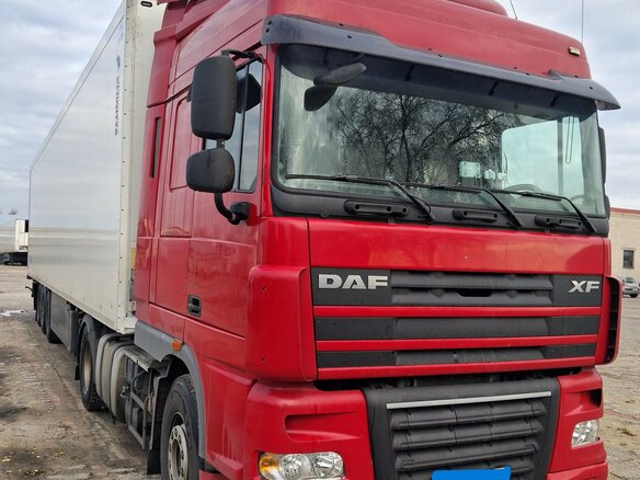 2012 DAF XF 105, пурпурный, 4700000 рублей - вид 1