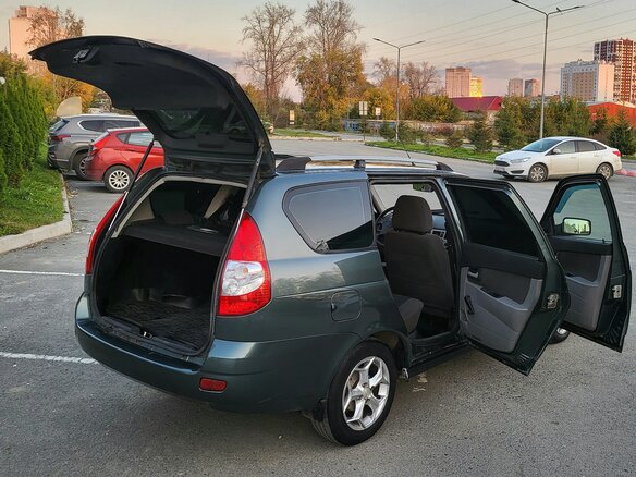 2010 Lada (ВАЗ) Priora I, зелёный, 380000 рублей - вид 32
