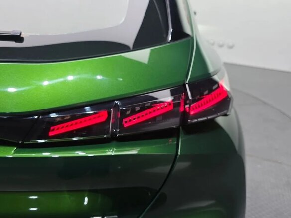 2022 Peugeot 308 III, белый - вид 5