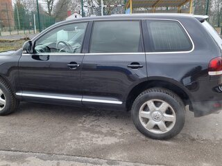 2008 Volkswagen Touareg I Рестайлинг, чёрный, 650000 рублей, вид 5