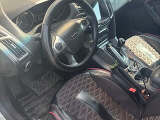 2011 Ford Focus III, серебристый, 825000 рублей, вид 5