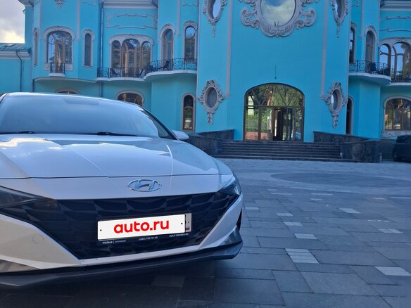 2021 Hyundai Elantra VII (CN7), белый, 1500000 рублей