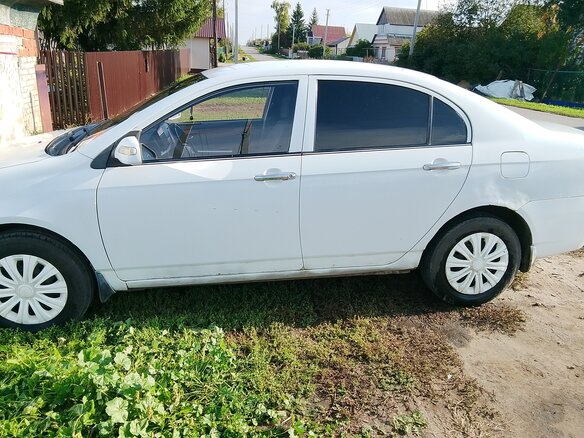 2011 Lifan Solano I (620), белый, 330000 рублей - вид 3