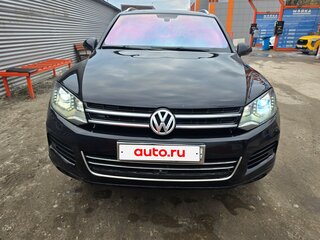 2011 Volkswagen Touareg II, чёрный, 1200000 рублей, вид 2