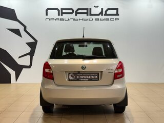 2012 Skoda Fabia II Рестайлинг, серебристый, 629900 рублей, вид 4