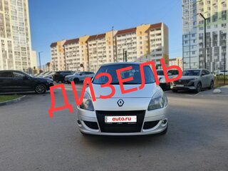 2010 Renault Scenic III, серебристый, 470000 рублей, вид 1