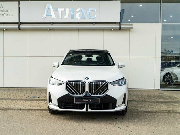 2025 BMW X3 30L xDrive IV (G45/G48), белый - вид 3