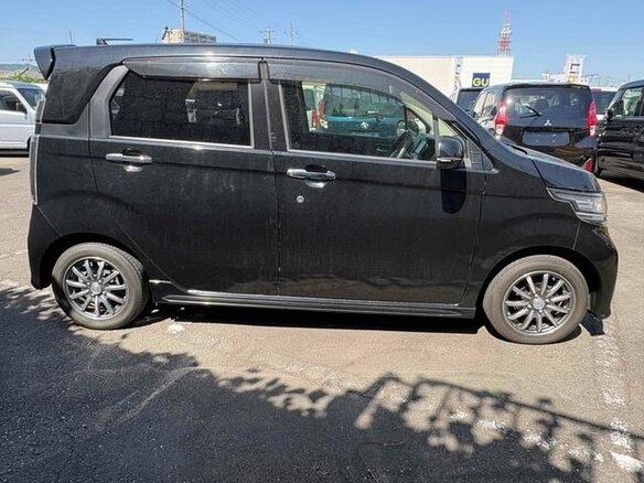 2017 Honda N-WGN I Рестайлинг, чёрный, 590000 рублей - вид 5