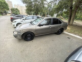 1995 Nissan Sunny B14, коричневый, 150000 рублей, вид 4