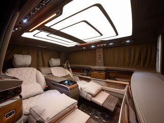 2026 Mercedes-Benz V-Класс Extra Long 300 d экстра длинный III (W447) Рестайлинг 2, чёрный, 54900000 рублей, вид 3