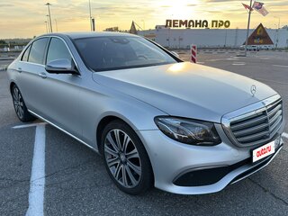 2017 Mercedes-Benz E-Класс 400 V (W213, S213, C238), серебристый, 4250000 рублей, вид 3