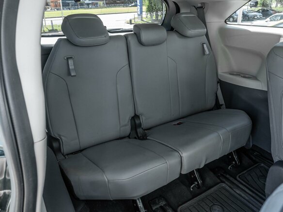 2021 Toyota Sienna IV, зелёный, 3960000 рублей - вид 8