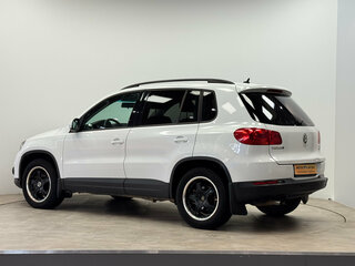 2014 Volkswagen Tiguan I Рестайлинг, белый, 850000 рублей, вид 3