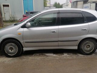 1999 Nissan Tino, серебристый, 300000 рублей, вид 1
