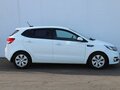 2017 Kia Rio III Рестайлинг, белый, 920000 рублей - вид 7