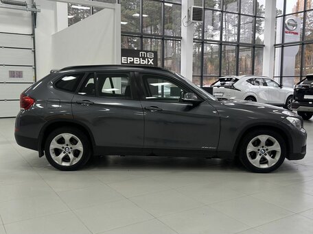 2013 BMW X1 20d I (E84) Рестайлинг, серый, 1519000 рублей, вид 4