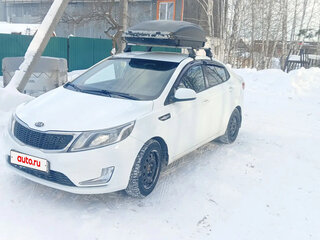 2013 Kia Rio III, белый, 880000 рублей, вид 1