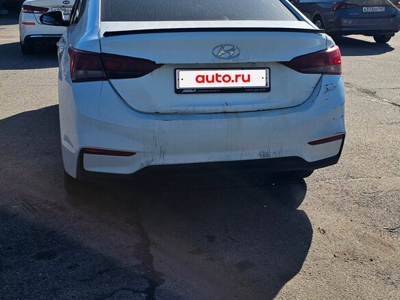 2017 Hyundai Solaris II, белый, 530000 рублей - вид 3