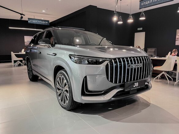 2025 Jaecoo J8, серебристый, 4419000 рублей - вид 3