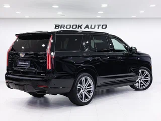 2025 Cadillac Escalade V Рестайлинг, чёрный, 20990000 рублей, вид 4