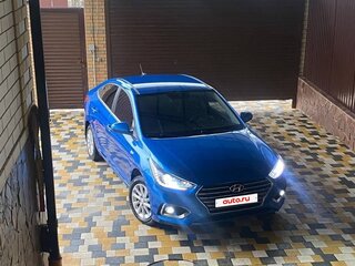 2018 Hyundai Solaris II, синий, 1450000 рублей, вид 2