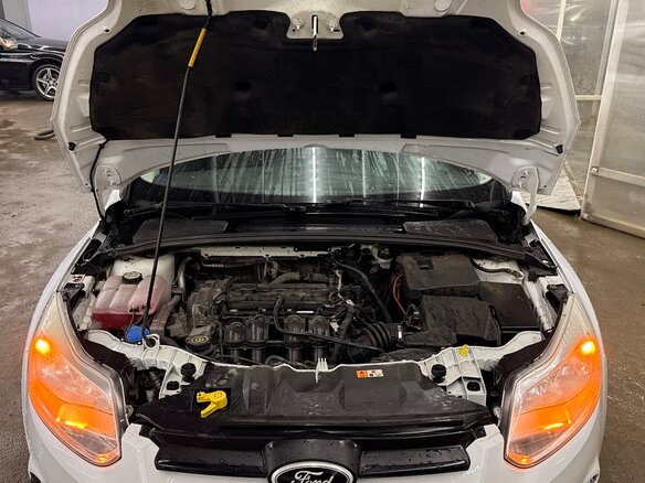 2013 Ford Focus III, белый, 850000 рублей - вид 16