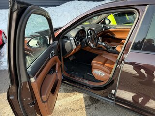 2016 Porsche Cayenne S Diesel II Рестайлинг (958), коричневый, 4488000 рублей, вид 2