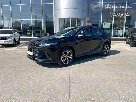 Lexus RX V
