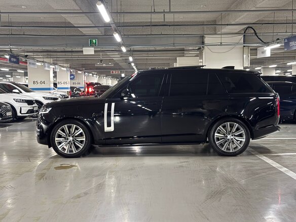 2023 Land Rover Range Rover P530 MHEV Long V, чёрный, 18940000 рублей - вид 19