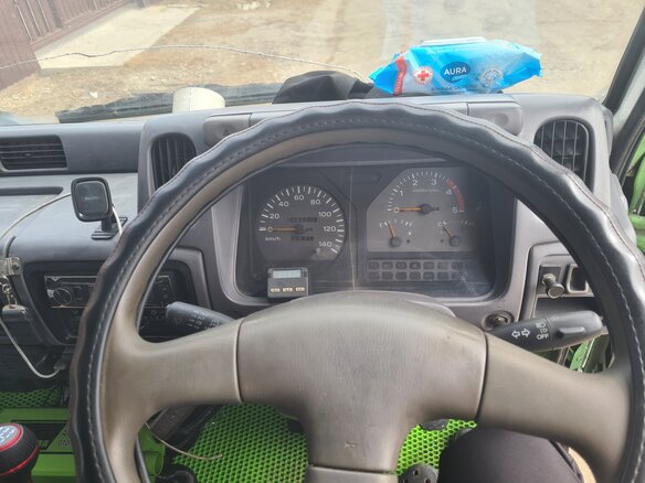 1994 Nissan Atlas, зелёный, 850000 рублей - вид 14