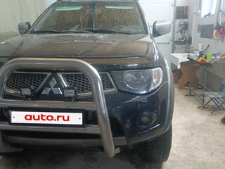 2012 Mitsubishi L200 IV, синий, 1500000 рублей, вид 2