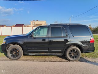 2006 Lincoln Navigator III, чёрный, 1700000 рублей, вид 3
